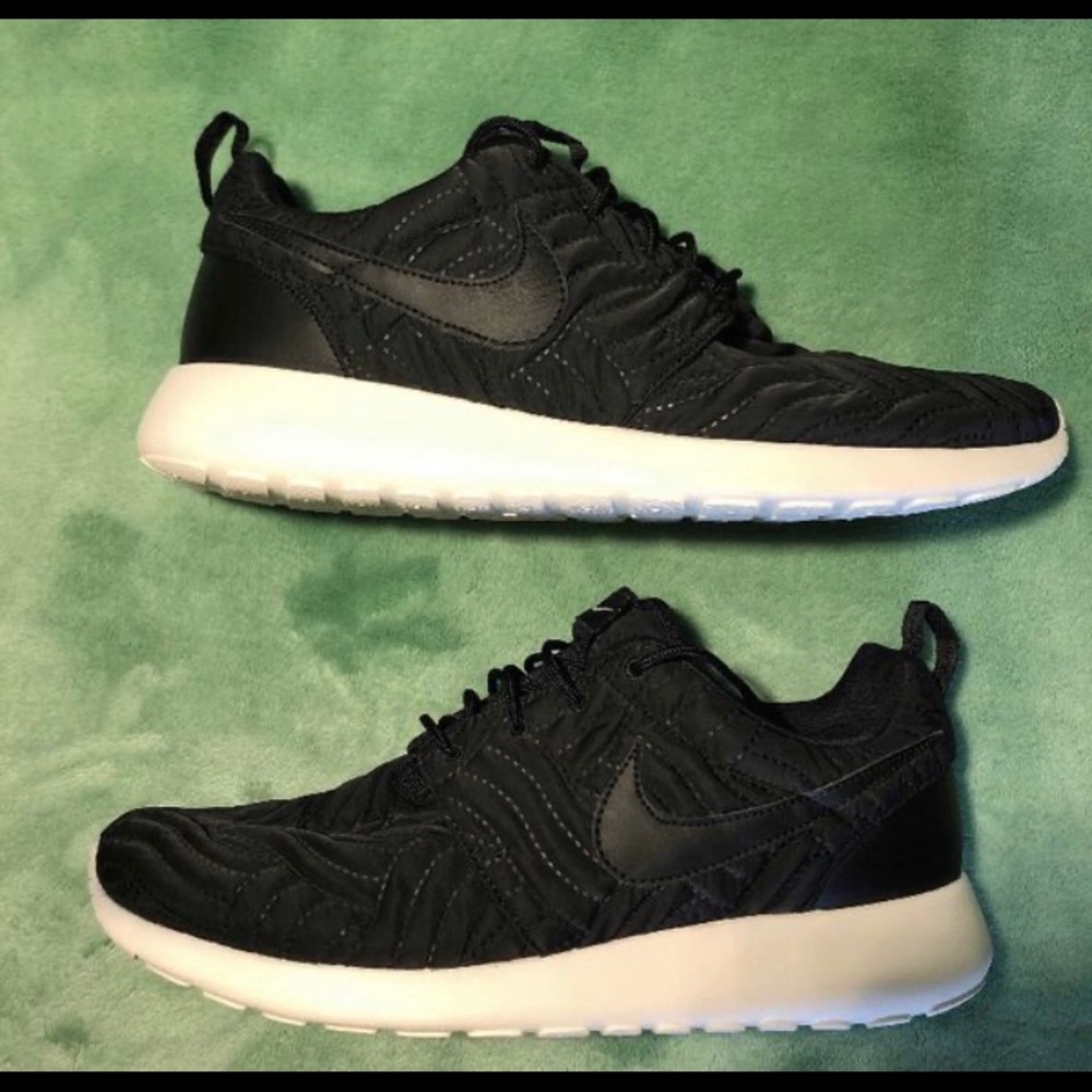 Nike Roshe one premium ‘black’